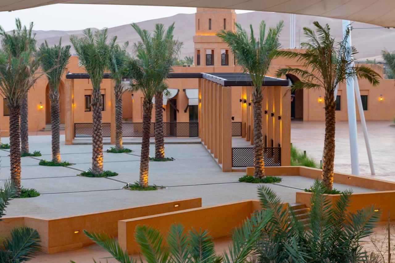 Mysk Al Badayer Retreat Hotel Margham Eksteriør billede Al-Qasr Al-Watan, the palace of the Kingdom of Jordan